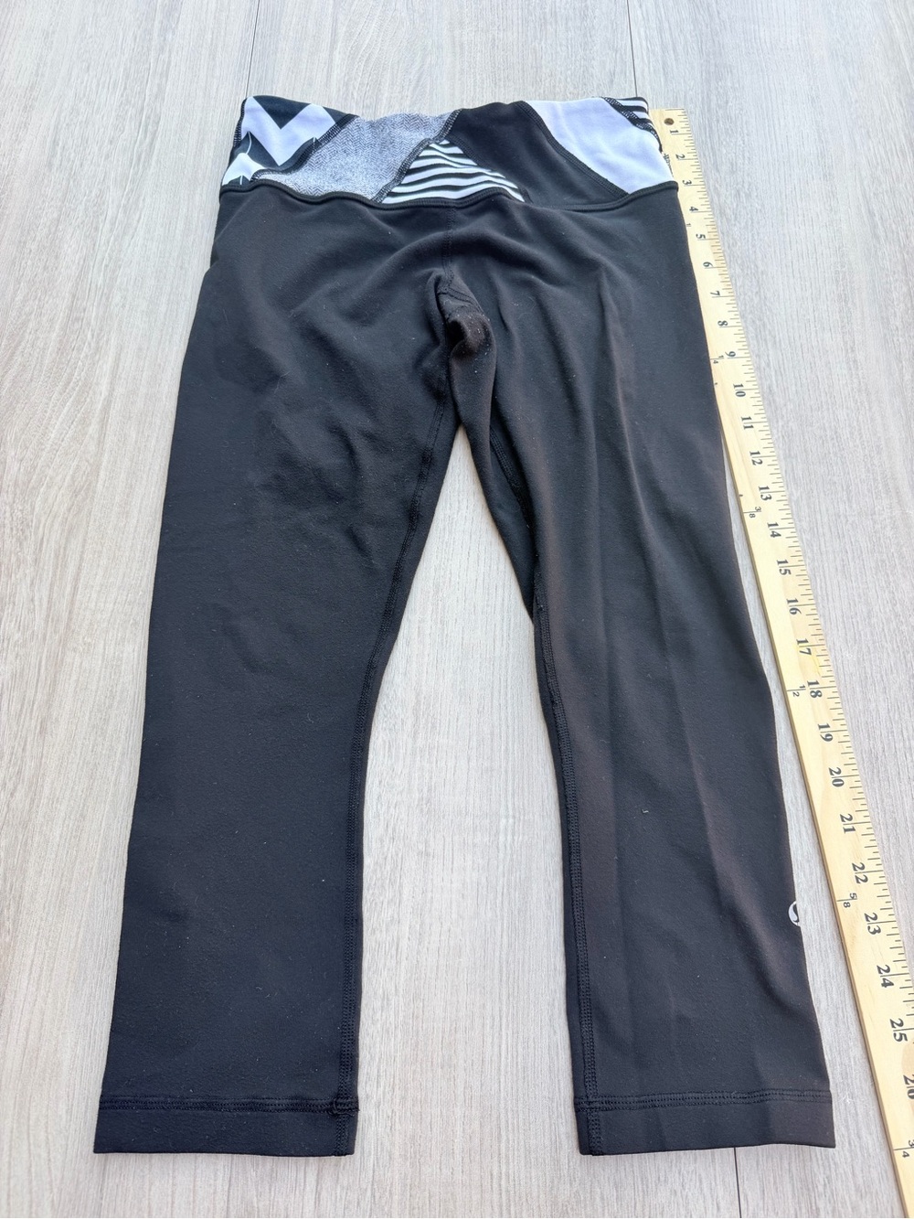 lululemon athletica Black Capri Leggings with Patterned Waistband